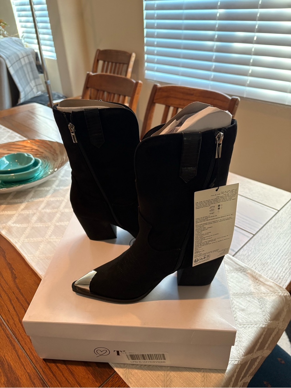 NWT - The Drop Women's Sandra Heeled Cowboy Boot